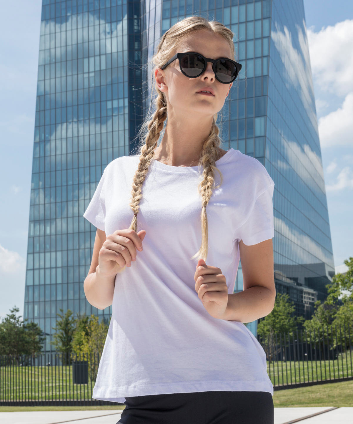 Build Your Brand BY052 Women's box tee