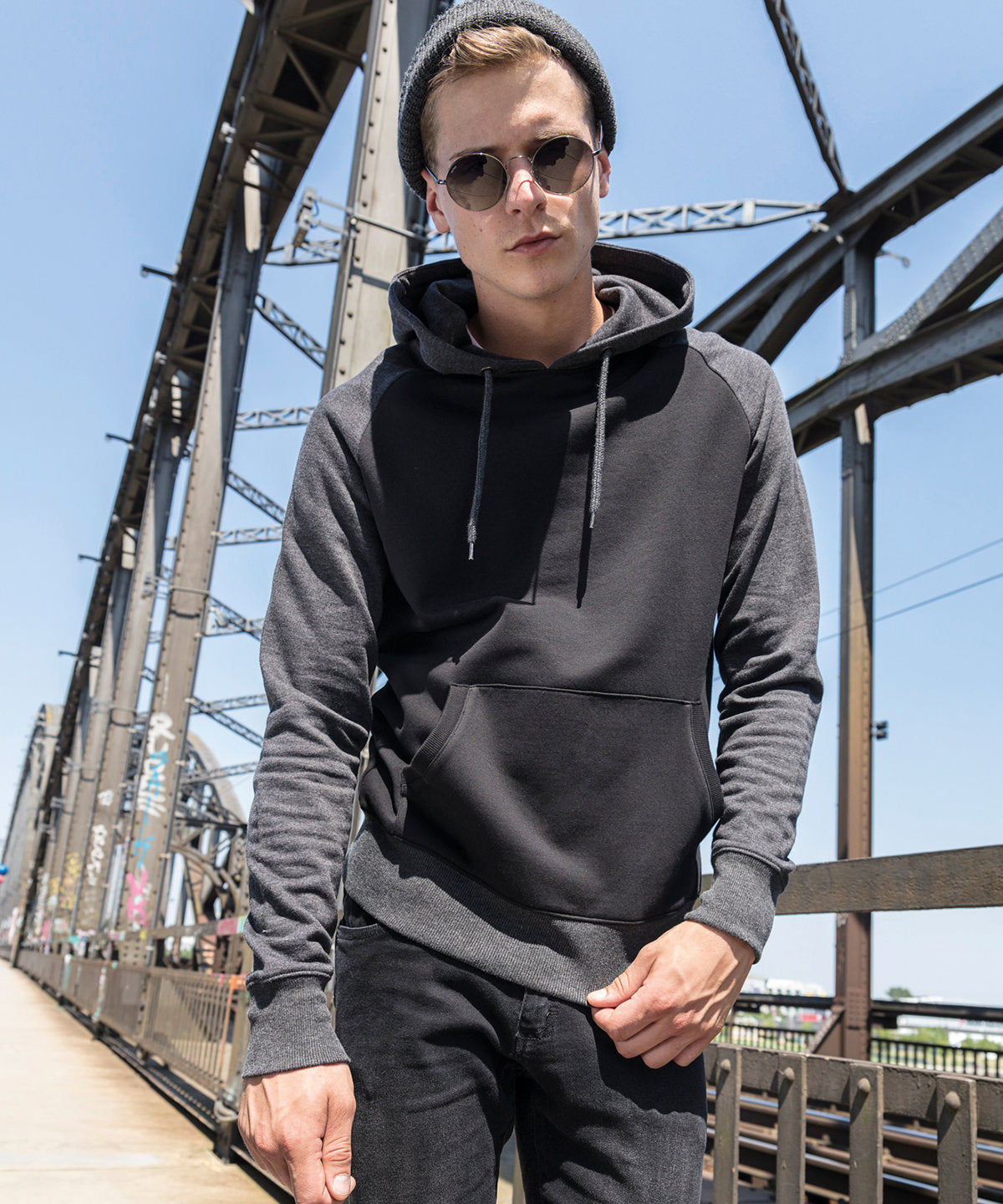 Build Your Brand BY077 Raglan hoodie