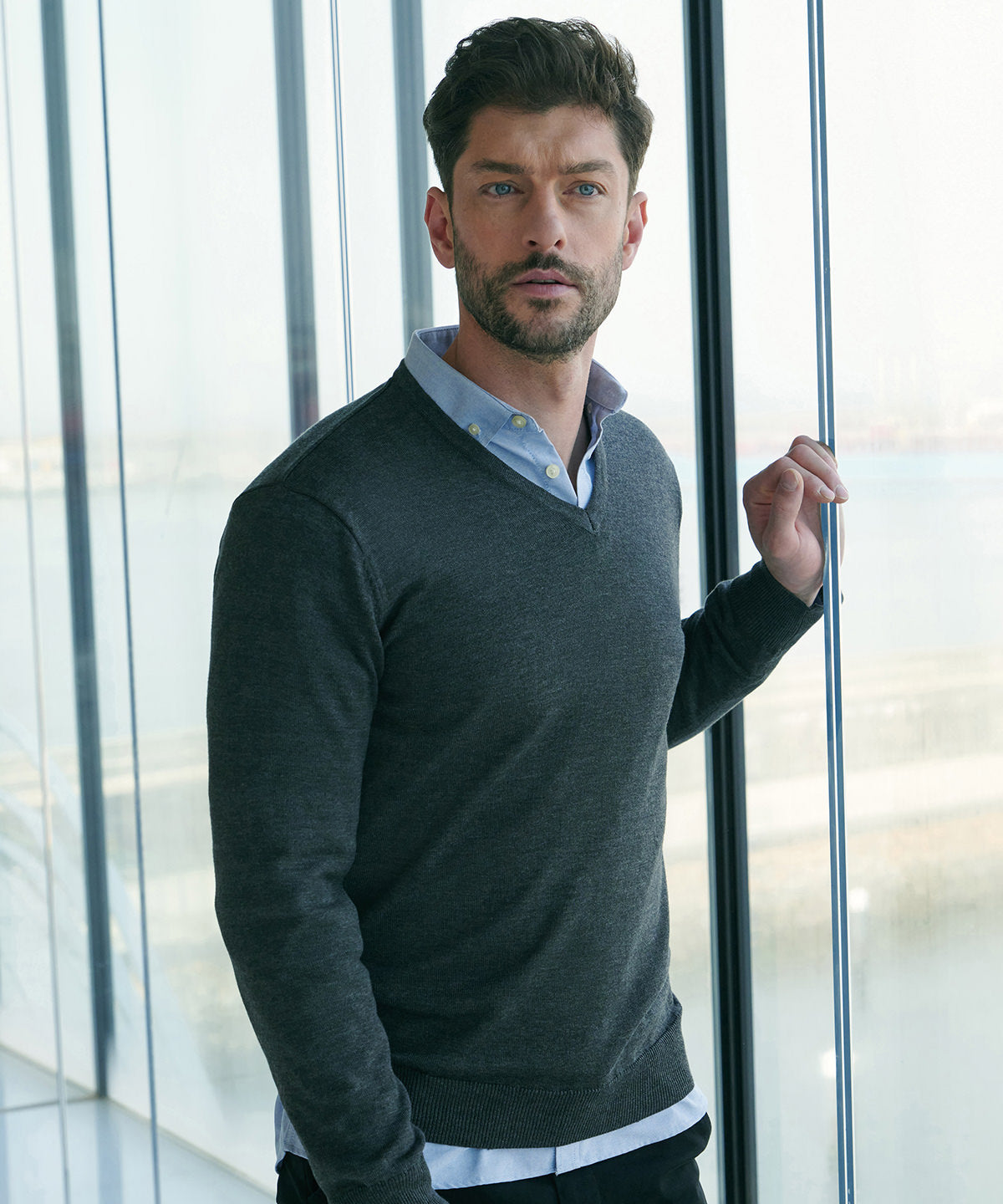 Henbury HB720 12 gauge v-neck jumper