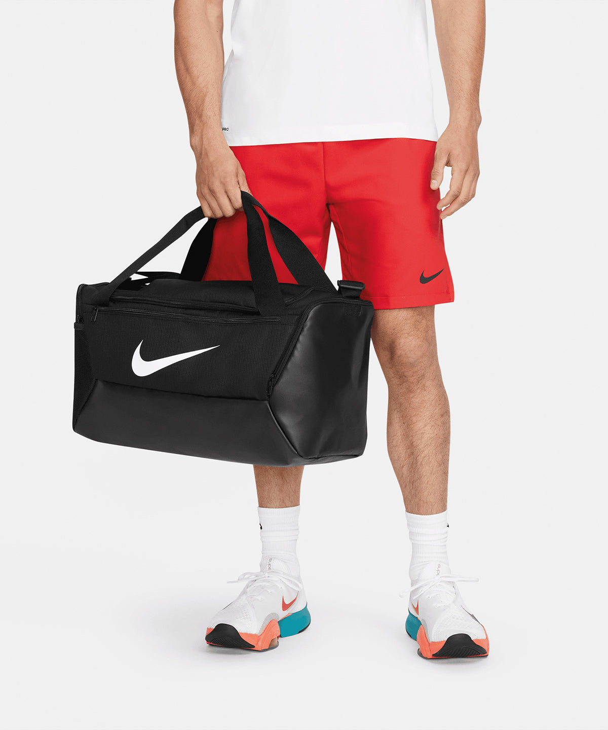 Nike NK364 Nike Brasilia small duffle 9.5 (41L)