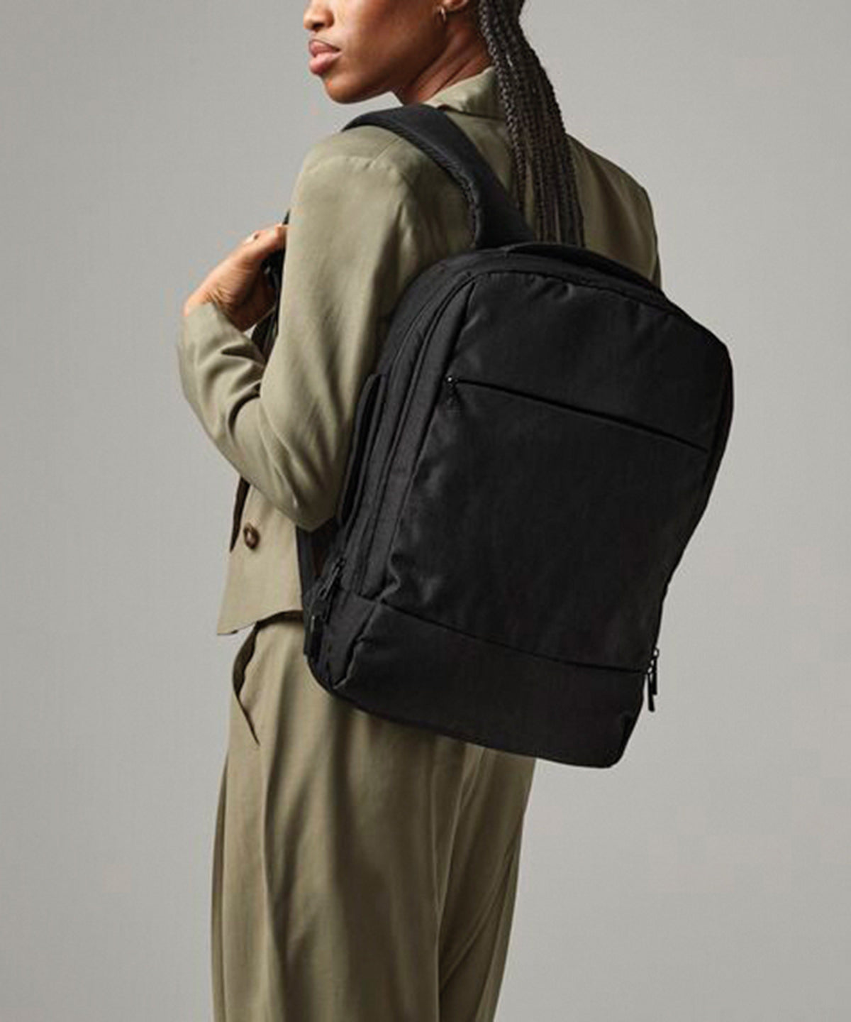 Quadra QD990 Q-Tech charge convertible backpack