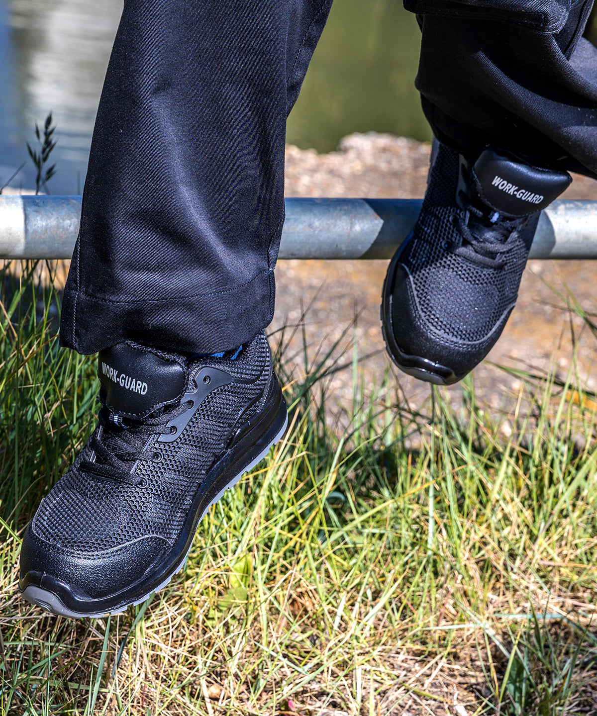 Result Workguard R456X All-black safety trainer