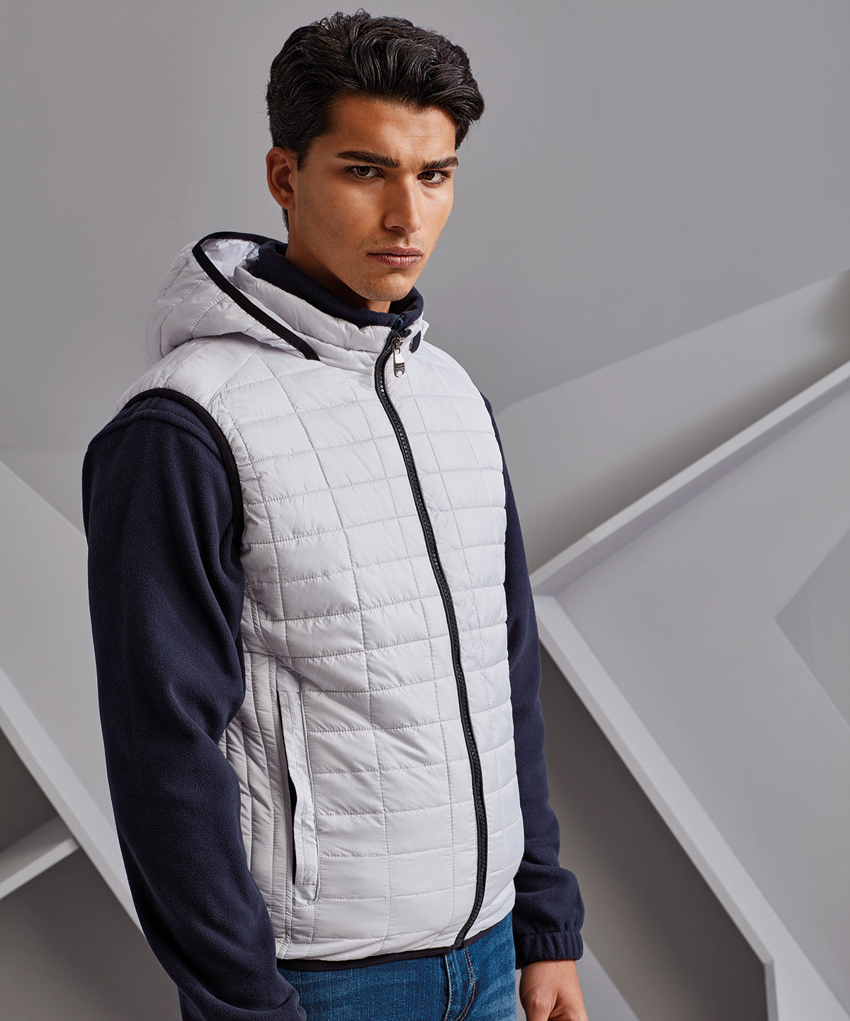 2786 TS024 Honeycomb hooded gilet