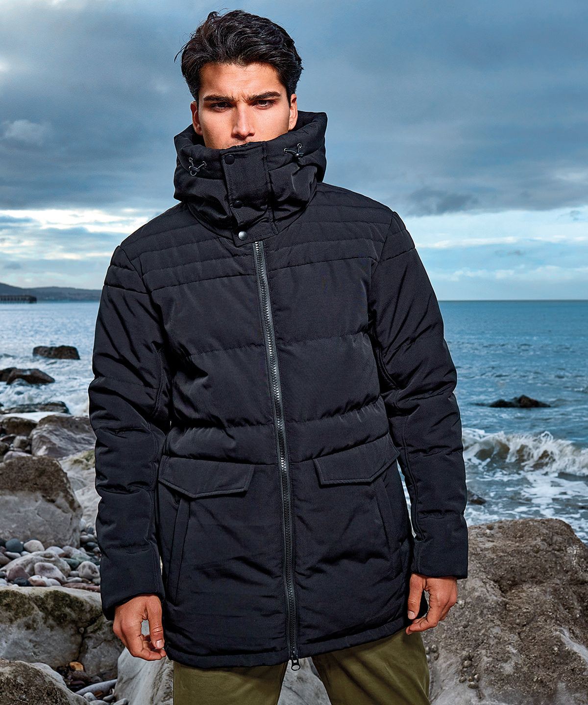 2786 TS044 Obsidian padded jacket