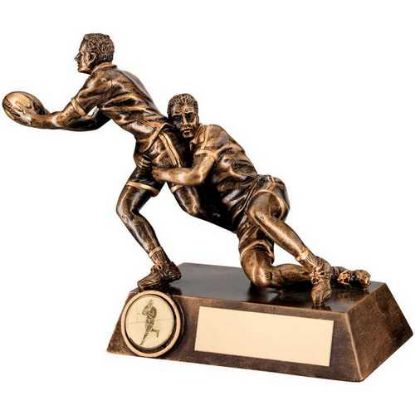 BRZ/GOLD DOUBLE RUGBY TACKLE FIGURE WITH PLATE