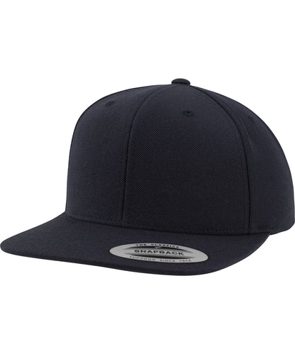 Flexfit by Yupoong YP001 The classic snapback (6089M) in Dark Navy/Dark Navy