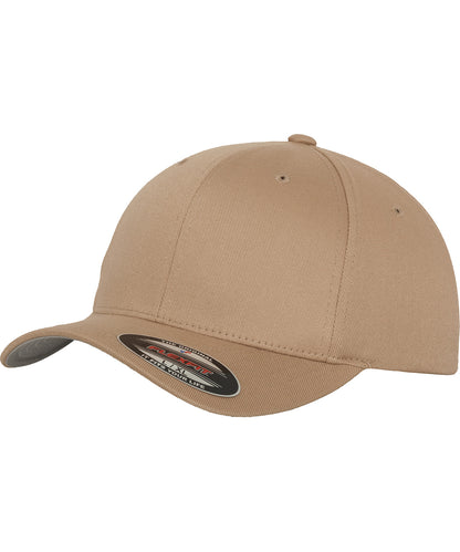 Flexfit by Yupoong YP004 Flexfit fitted baseball cap (6277) in Khaki