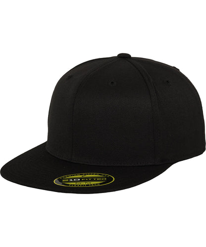 Flexfit by Yupoong YP017 Premium 210 fitted cap (6210) in Black
