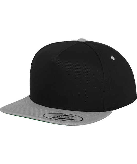 Flexfit by Yupoong YP078 Classic 5-panel snapback (6007T) in Black/Silver