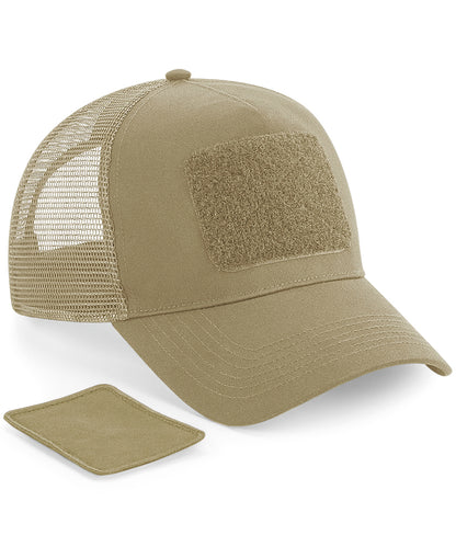 Beechfield BC641 Patch snapback trucker in Desert Sand