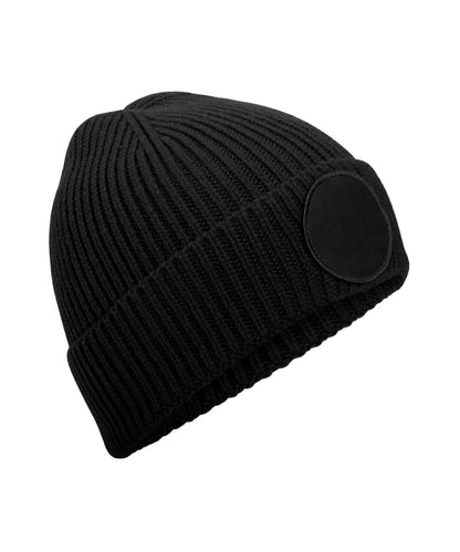 Beechfield B332R Circular fashion patch beanie in Black