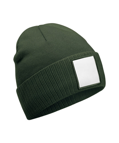 Beechfield B337R Appliqué patch beanie in Olive Green/White