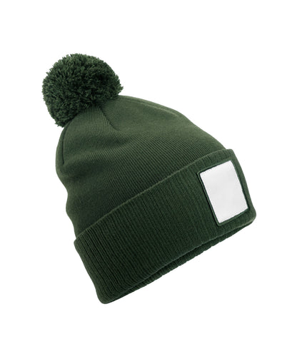 Beechfield B338R Appliqué patch pom beanie in Olive Green/White
