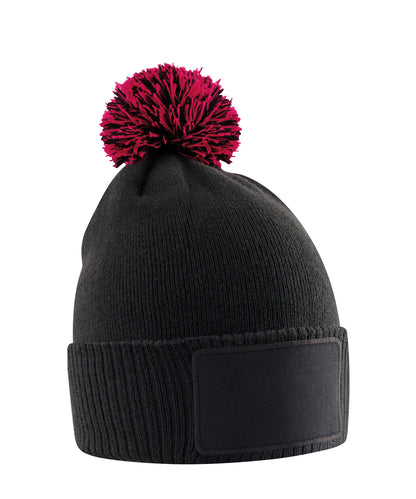 Beechfield B443B Kids snowstar patch beanie in Black/Classic Red