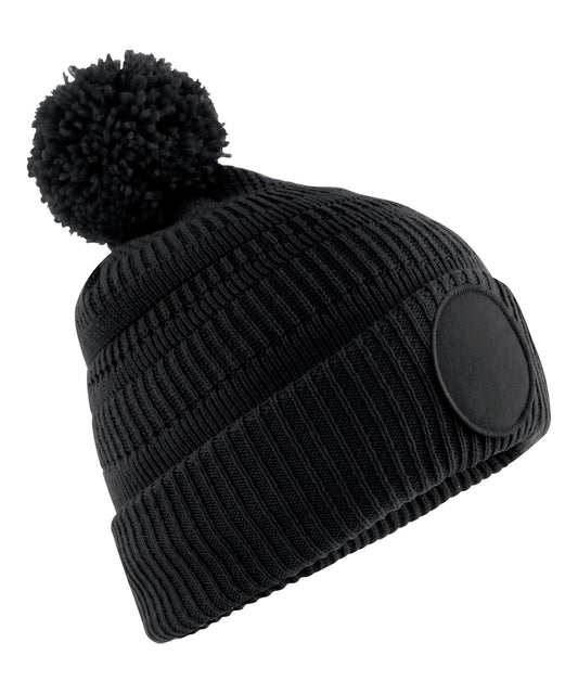 Beechfield B530R Fan patch beanie in Black