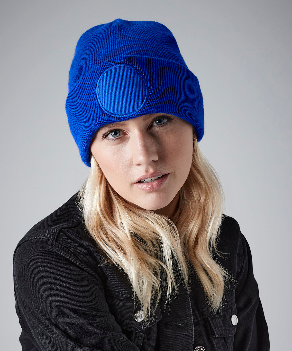 Beechfield BC446 Circular patch beanie