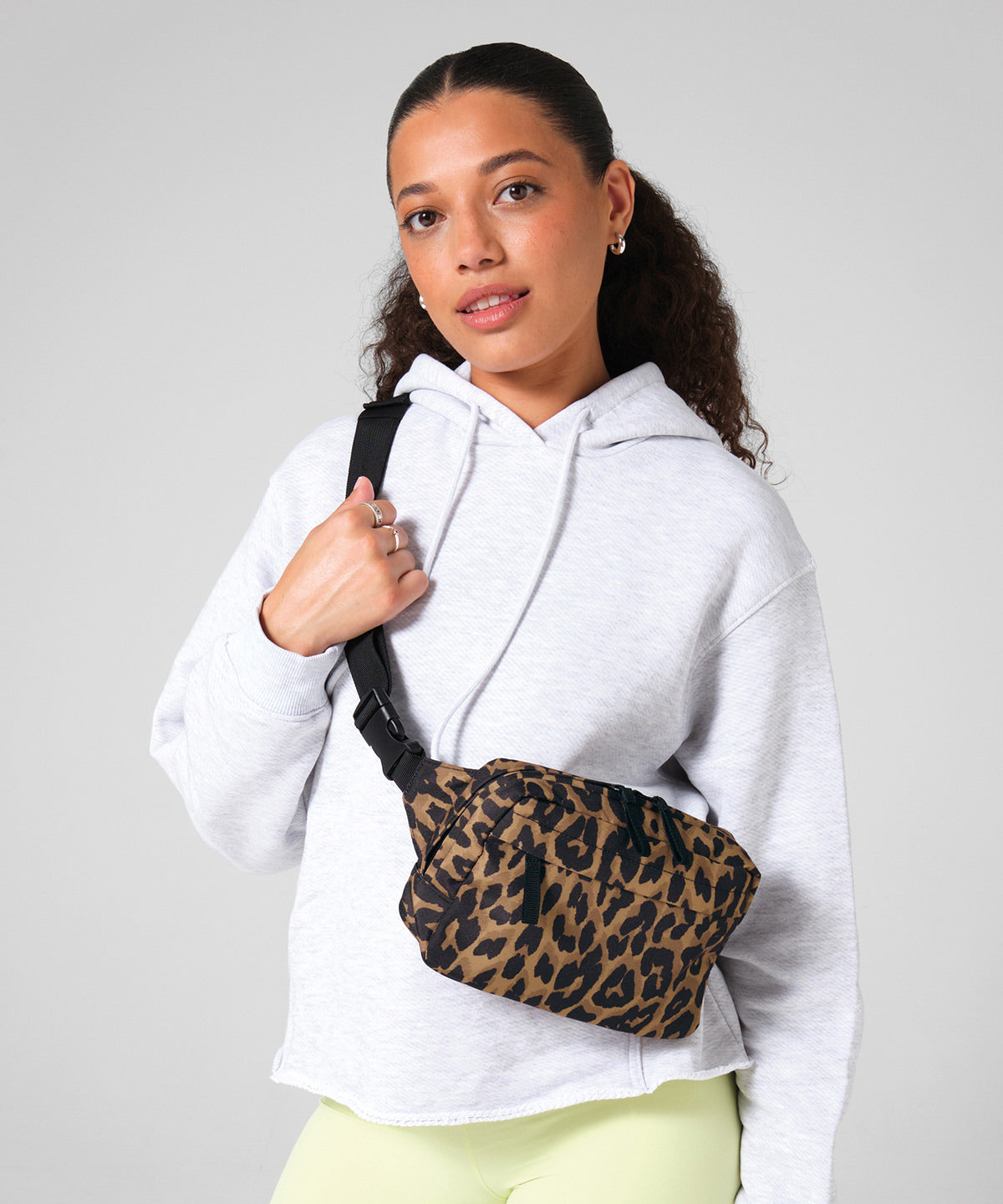 Bagbase BG197 Leopard print cross-body bag