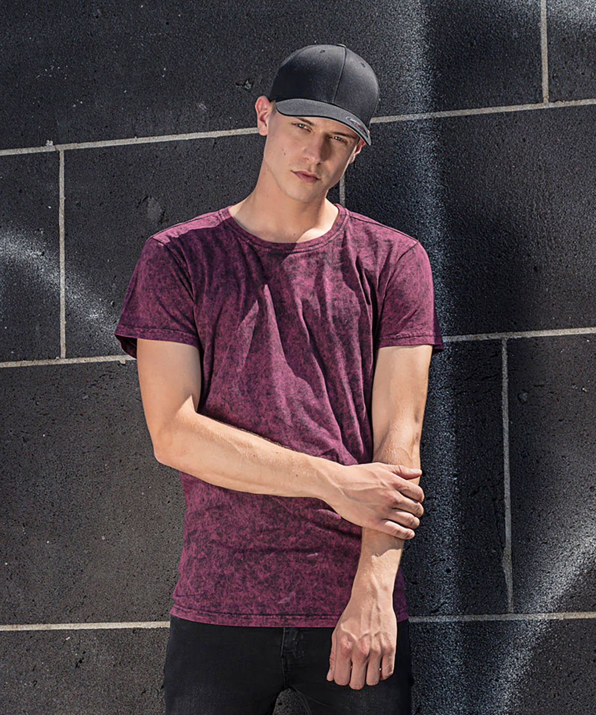 Build Your Brand BY070 Acid washed tee