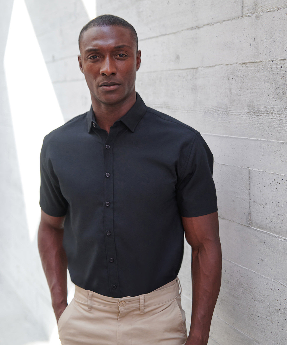 Henbury HB588 Short sleeve ‘cotton-feel’ Coolplus® shirt