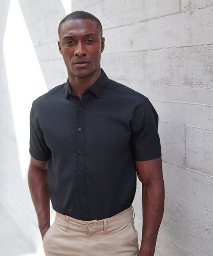 Henbury HB588 Short sleeve ‘cotton-feel’ Coolplus® shirt