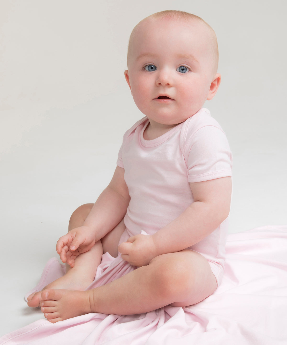 Larkwood LW500 Essential short-sleeved bodysuit