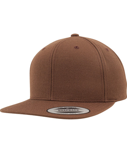 Flexfit by Yupoong YP001 The classic snapback (6089M) in Tan