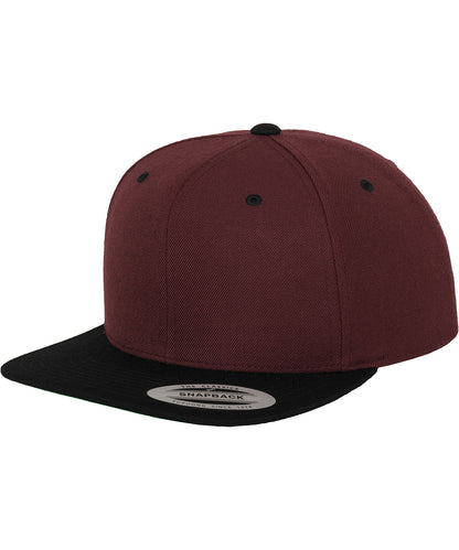 Flexfit by Yupoong YP002 The classic snapback 2-tone (6089MT) in Maroon/Black