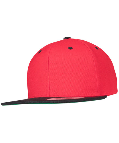 Flexfit by Yupoong YP002 The classic snapback 2-tone (6089MT) in Red/Black