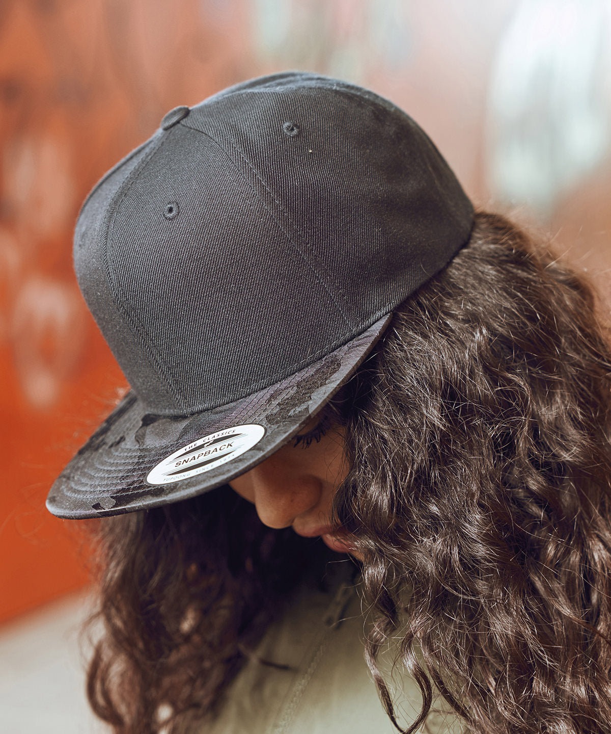 Flexfit by Yupoong YP025 Camo visor snapback (6089CV)