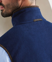 Load image into Gallery viewer, Men&#39;s Artisan Fleece Gilet
